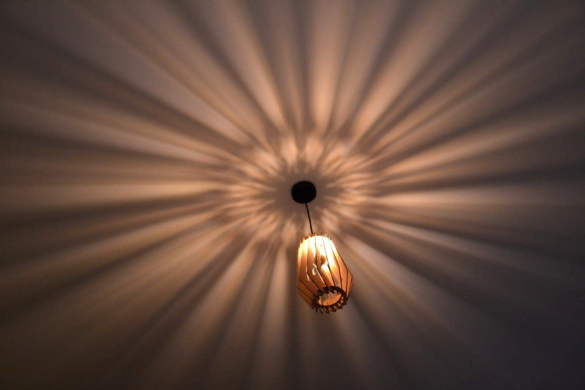 Prisma Suspension en bois - Luminaire design - ILLUMIAA